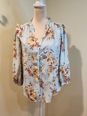LC Lauren Conrad Light Blue Floral Top with Coral and Yellow Accents Sz M